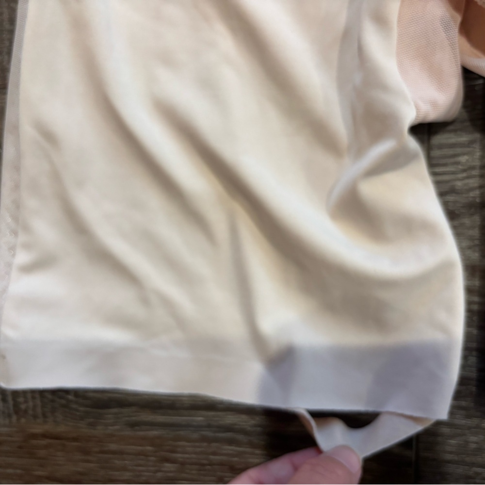Assets by Spanx Shapewear - Picture 6 of 6